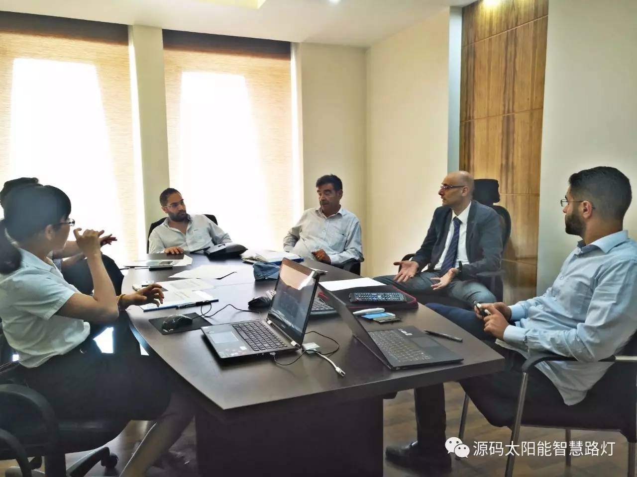 太陽能路燈，太陽能平板燈，光伏產業，綠色節能，太陽能路燈廠家